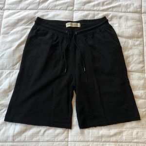 🌨 black sweat shorts 🌨